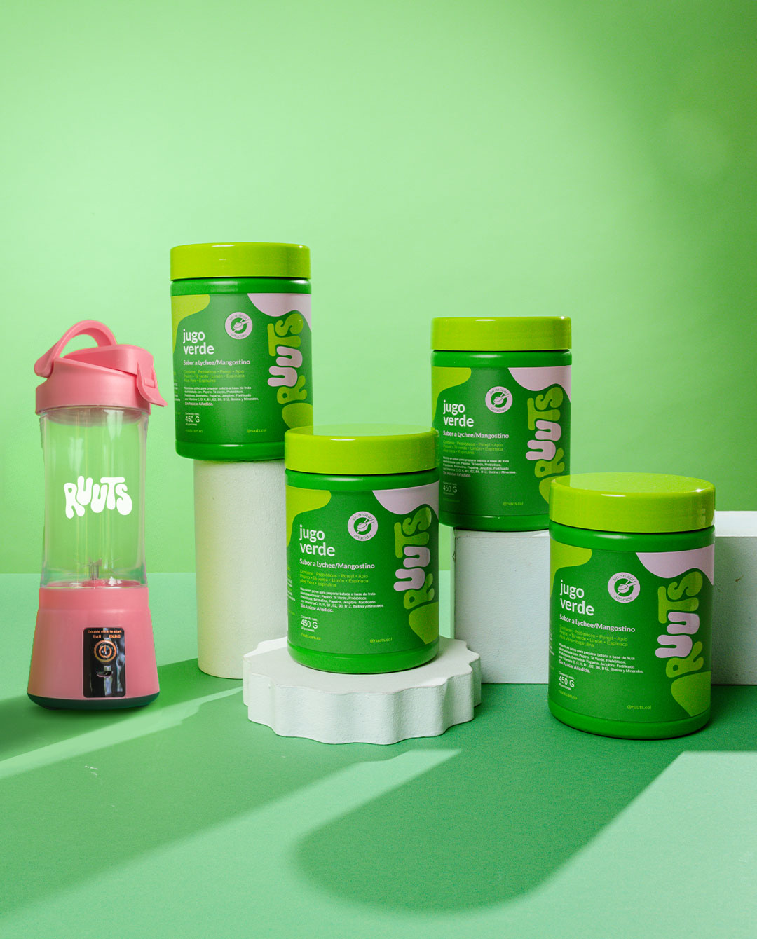 Combo 4 RUUTS Jugo verde en polvo + Licuadora de regalo
